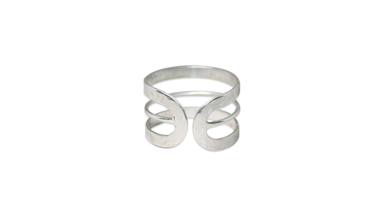 Gehämmerter Ring Breiter Bandring Verstellbarer Ring Silberband Statement-Ring Handgefertigter Ring Geschenkring