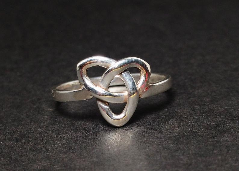 Keltischer Trinity-Ring 925 Sterlingsilber Keltischer Knoten Silberring Geschenk für Sie Handgemachter Ring