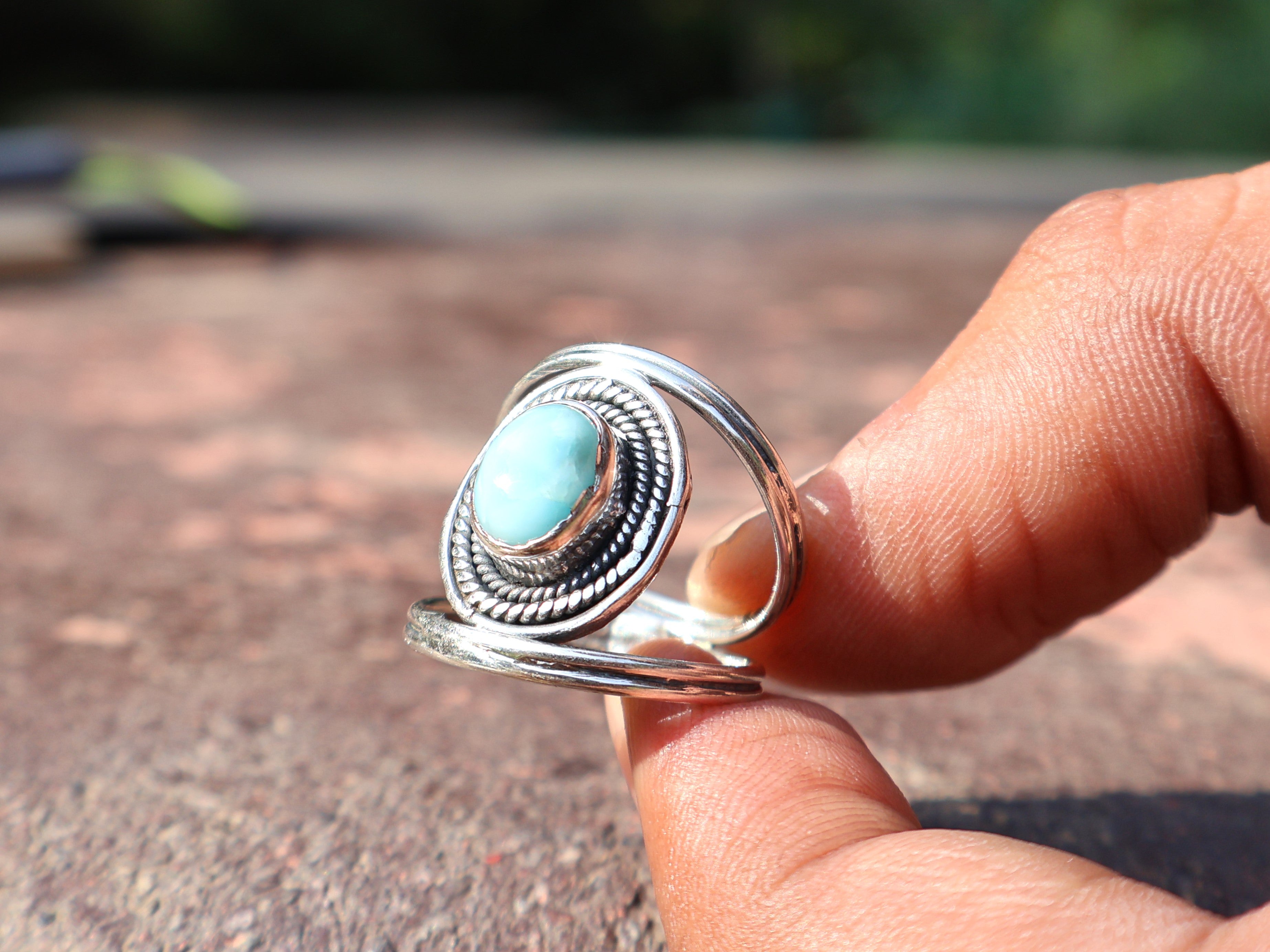 Echter Larimar-Ring, 925er Silberring, zierlicher Ring, ovaler Edelsteinring, Damenring, Geschenk für Sie