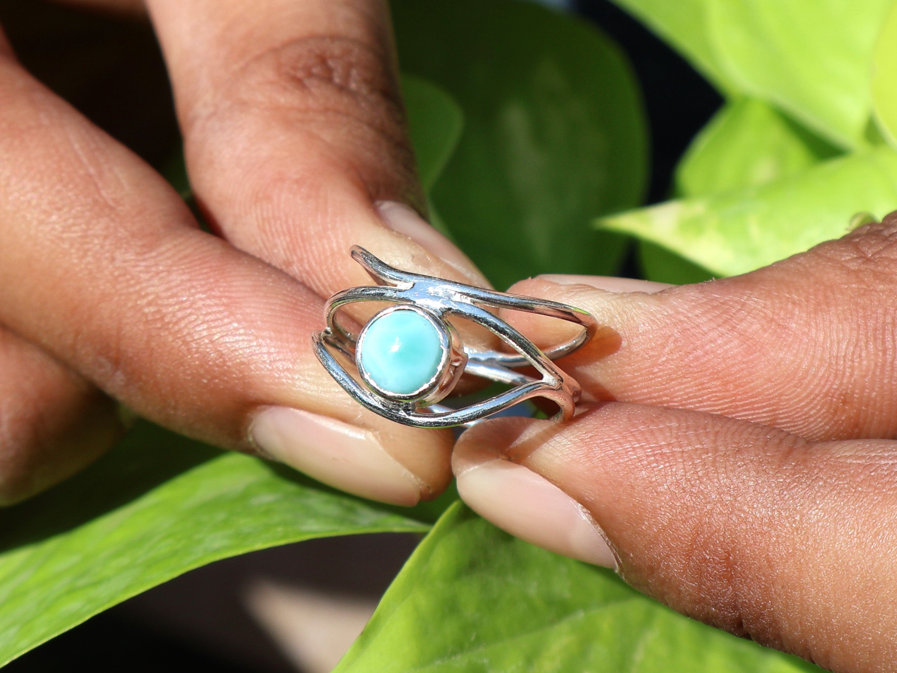 Natürlicher Larimar Ring 925 Silber Ring Zierlicher Larimar Ring Runder Larimar Edelstein Damenschmuck Geschenk für Sie Statement Ring