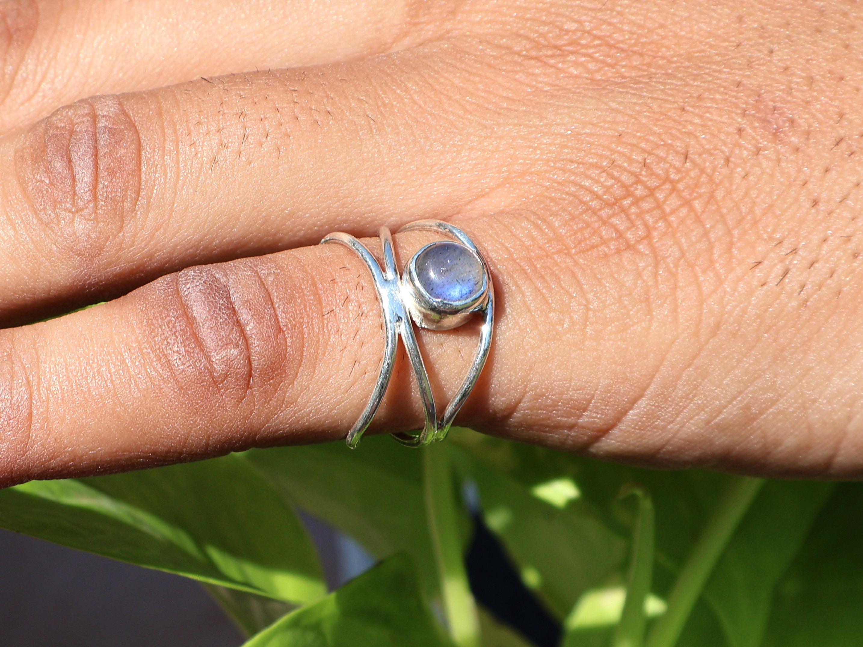 Natürlicher Labradorit Ring Sterlingsilber Ring 925 Edelstein Ring Handgemachter runder Labradorit Edelstein Ring Geschenk für sie