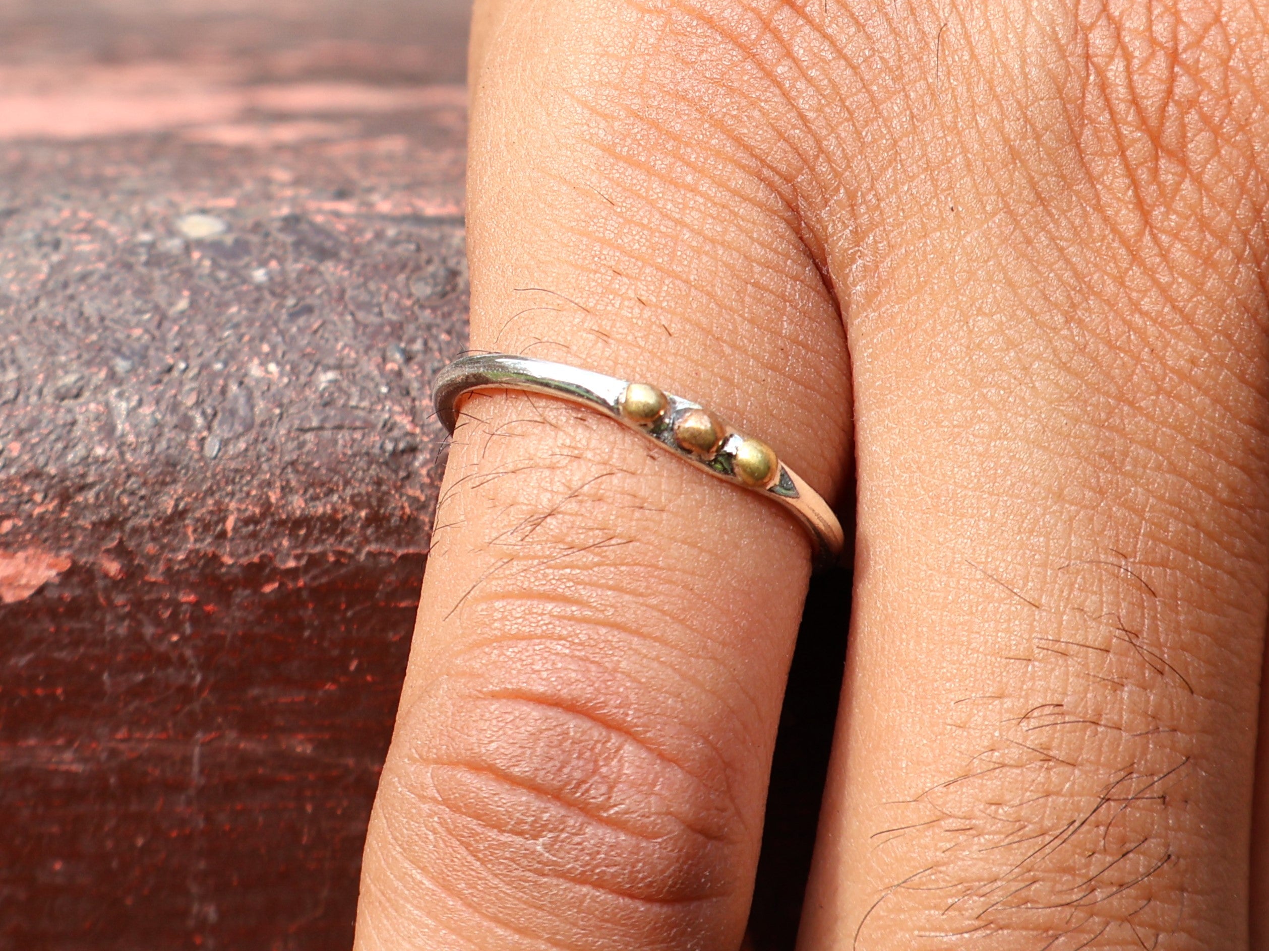 Zilveren stippenring 925 zilveren ring handgemaakte stapelring bedelring fijne ring bohemien subtiele ring cadeau voor haar