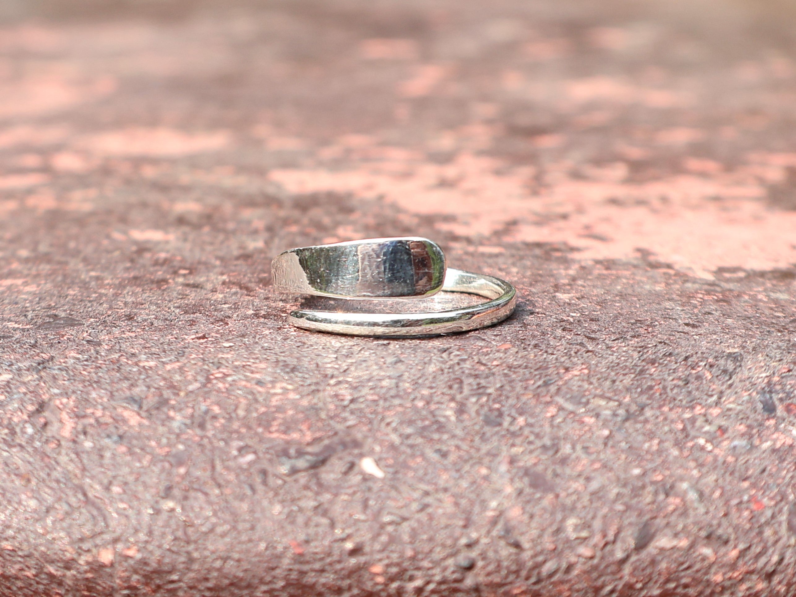 Handgefertigter Spiralring aus 925 Sterling Silber, Spiral-Schmuck, Damenring, einzigartiger Stapelring, Geschenk für Sie