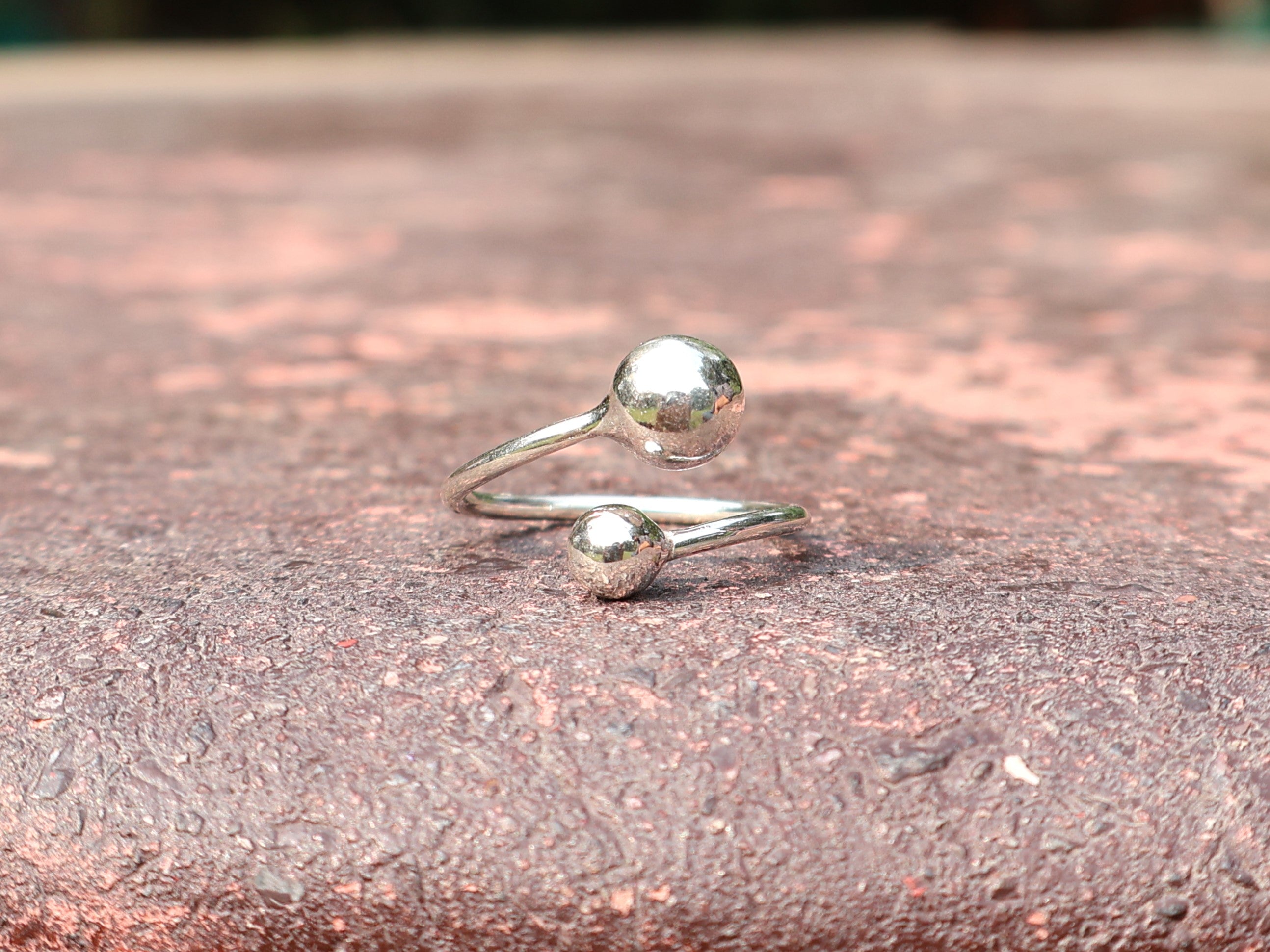 Zwei-Kugel-Ring 925 Sterling Silber Ring mit runden Kugeln Stapelring Handgefertigter Ring Geschenk für Sie