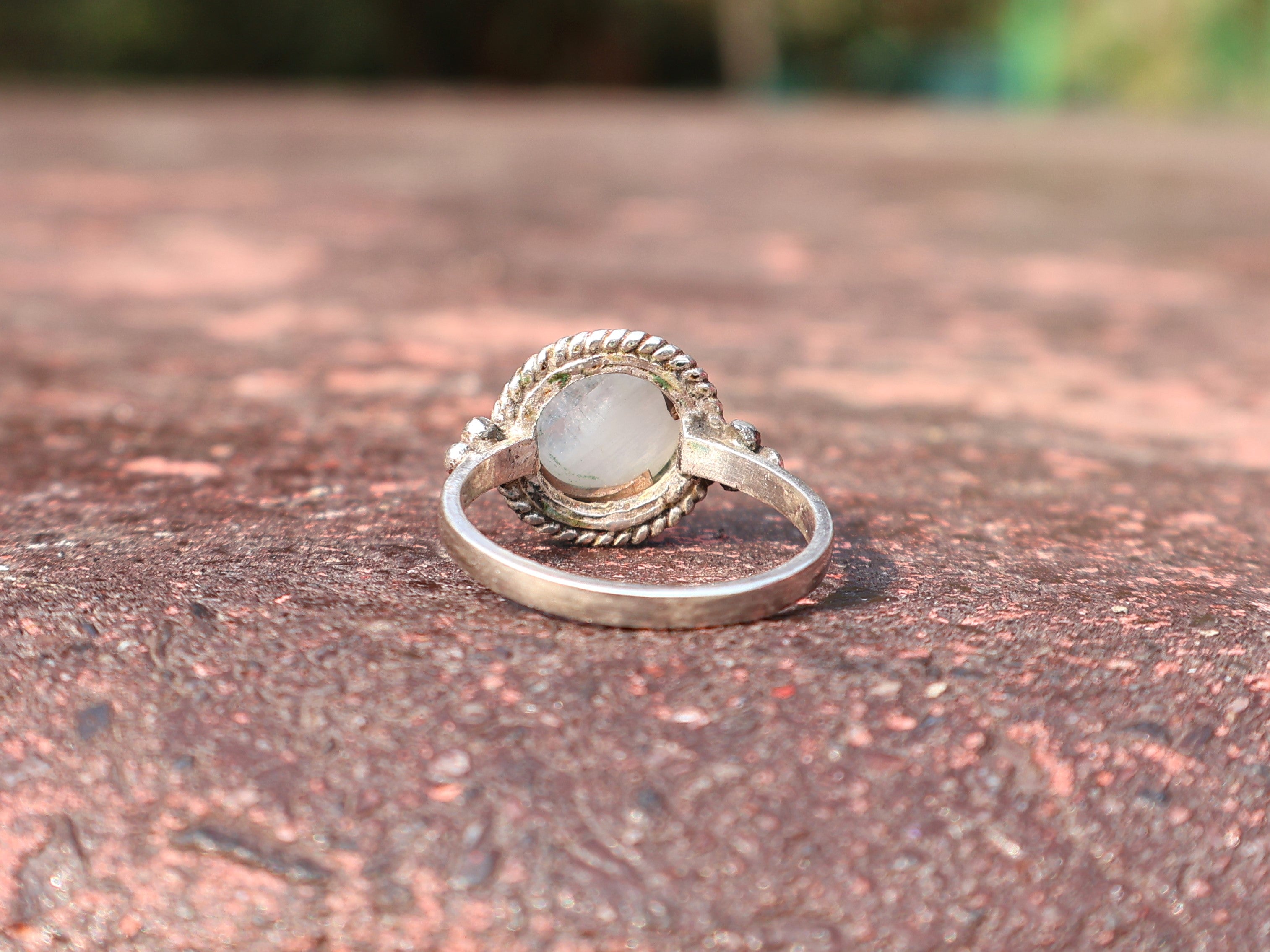 Runder Regenbogen-Mondstein-Ring 925 Sterling Silber Ring Damen Ring Handgefertigter Silberring Geschenk für Sie