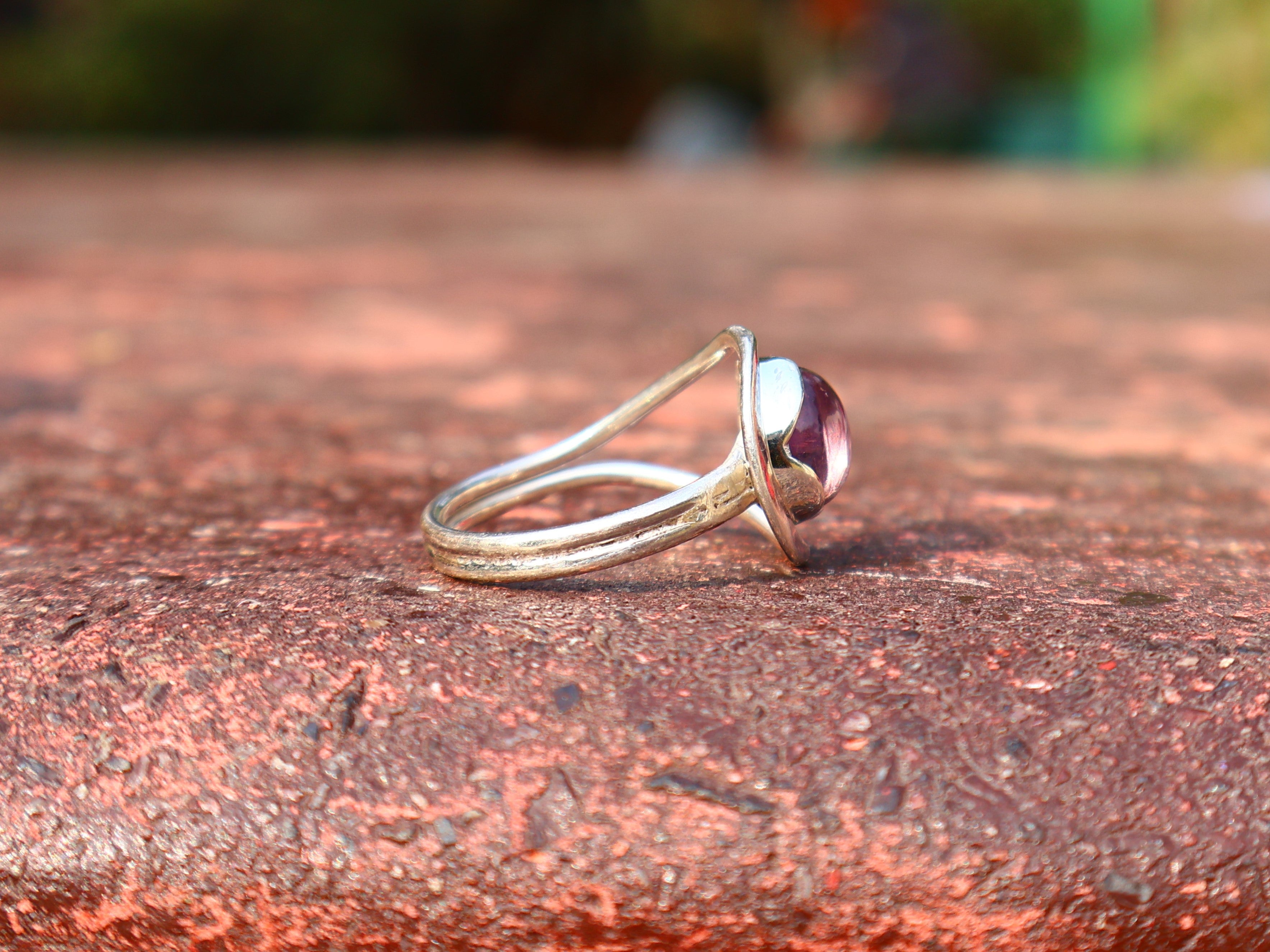 Wunderschöner Amethystring Geburtsstein Februar Runder Amethyst Designerring Geschenk für Sie Silber Amethystring Geschenk für Sie