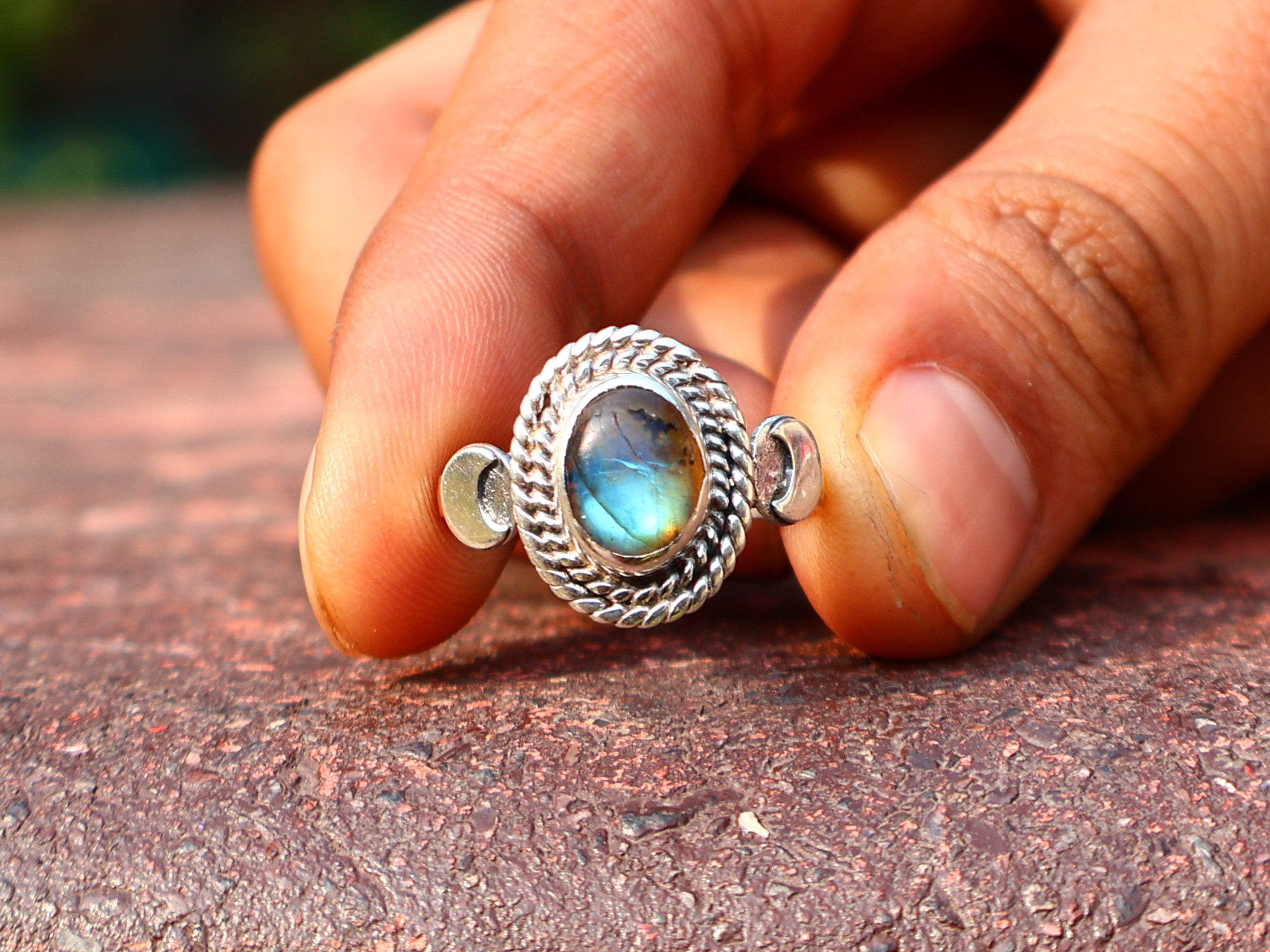 Labradoriet Ring Sterling Zilveren Ring 925 Ovale Edelsteen Ring Handgemaakte Statement Ring Boho Verfijnde Ring Cadeau Voor Haar