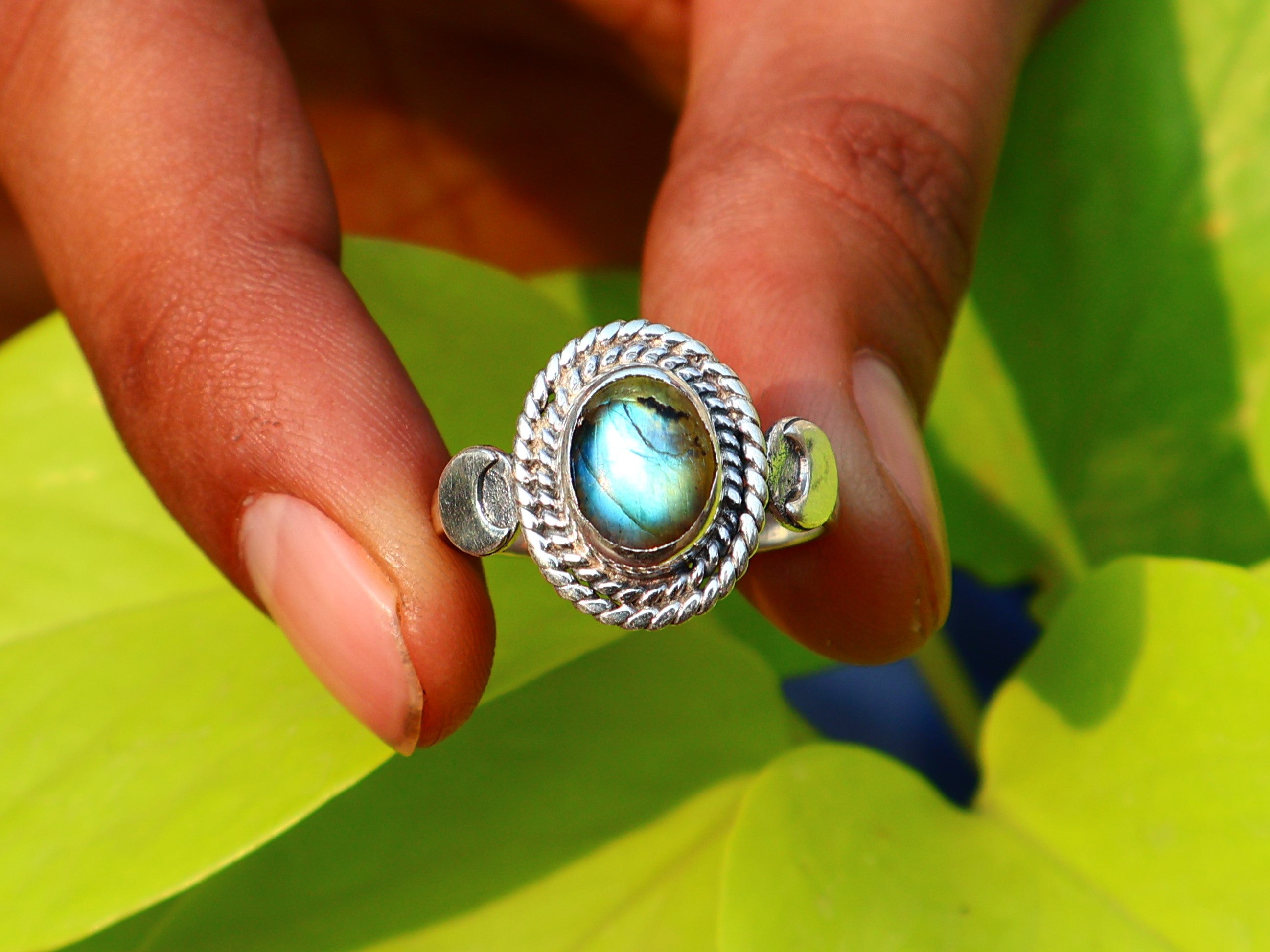 Labradoriet Ring Sterling Zilveren Ring 925 Ovale Edelsteen Ring Handgemaakte Statement Ring Boho Verfijnde Ring Cadeau Voor Haar