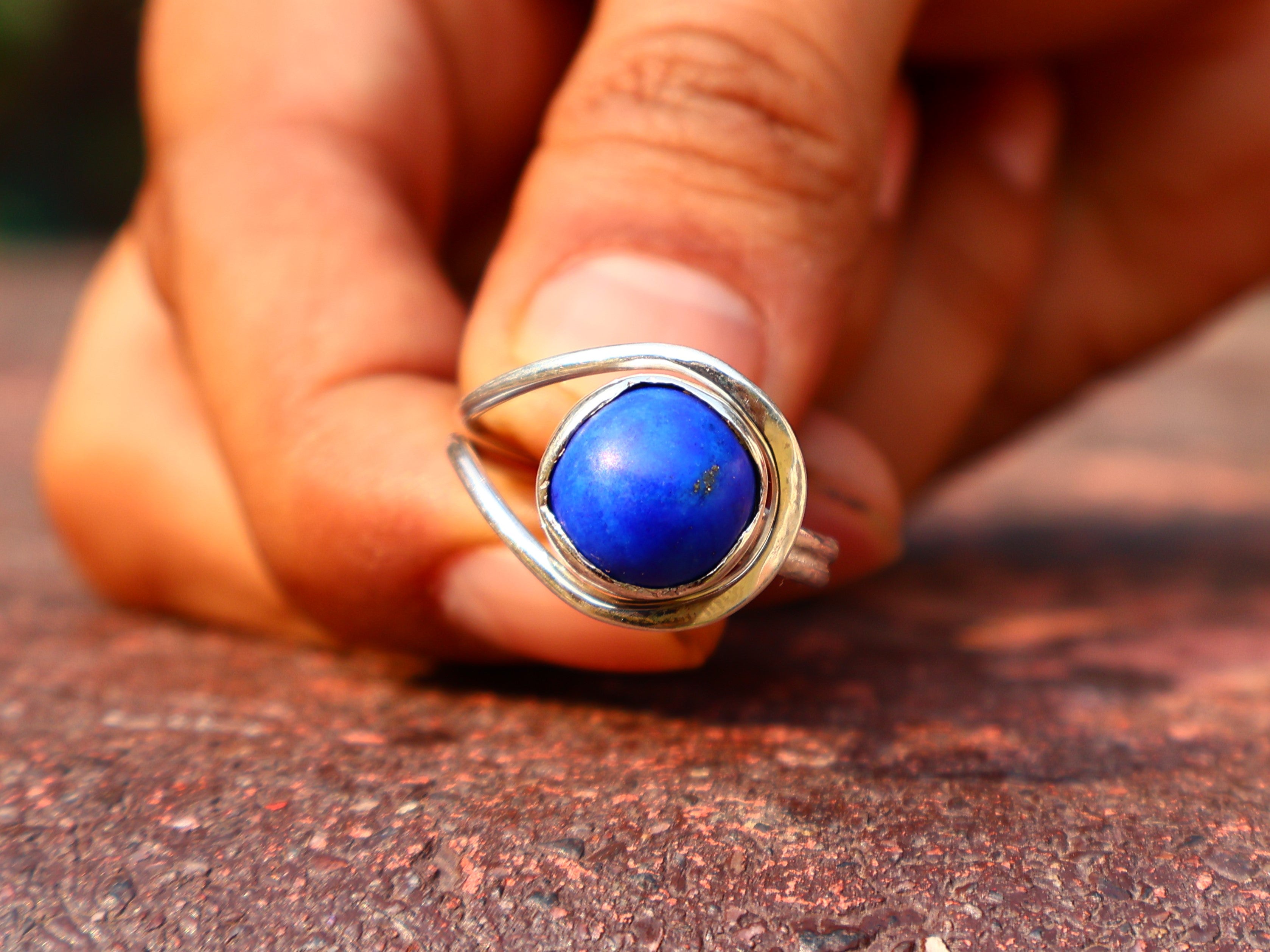 Lapislazuli-Ring 925 Sterling Silber Ring Handgemachter Silber Lapislazuli-Ring Statement-Ring Blauer Edelsteinring Einzigartiger Ring