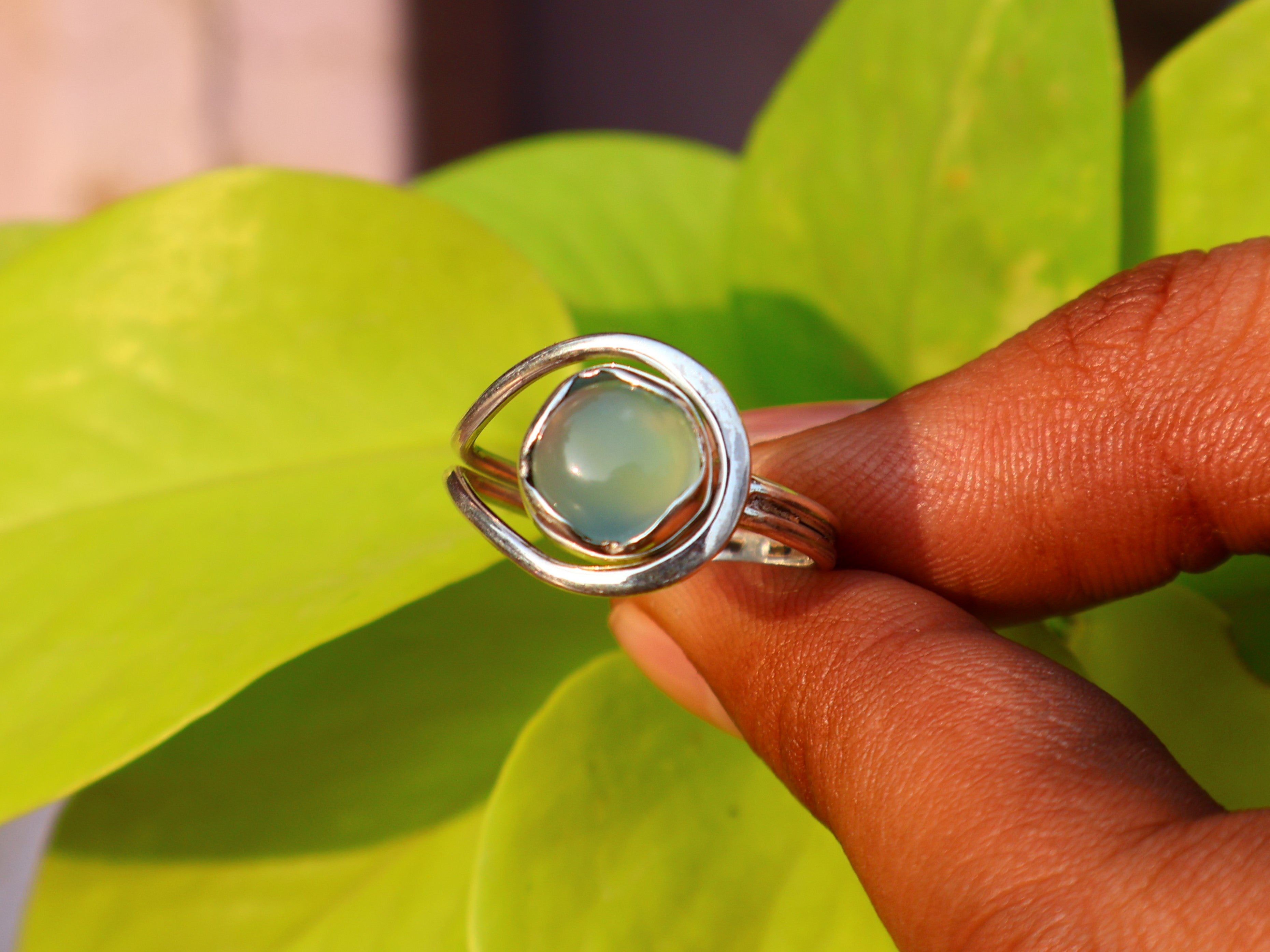 Aqua Chalcedon Ring 925 Silberring Runder Edelstein Minimalistischer Ring März Geburtsstein Handgemachter Statement Ring