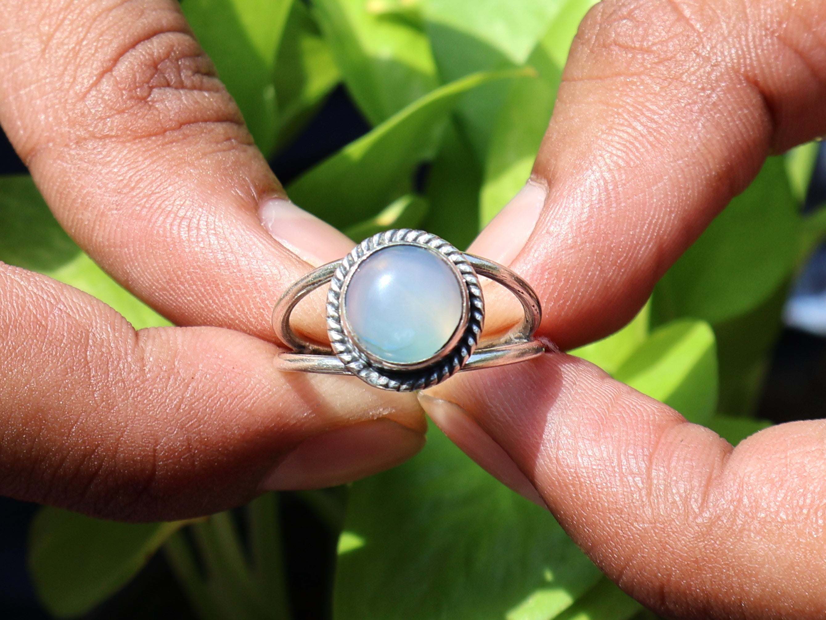 Aqua Chalcedon Ring 925 Sterling Silber Boho Ring März Geburtsstein Ring Blauer ovaler Edelstein Handgemachter Statement Silberring