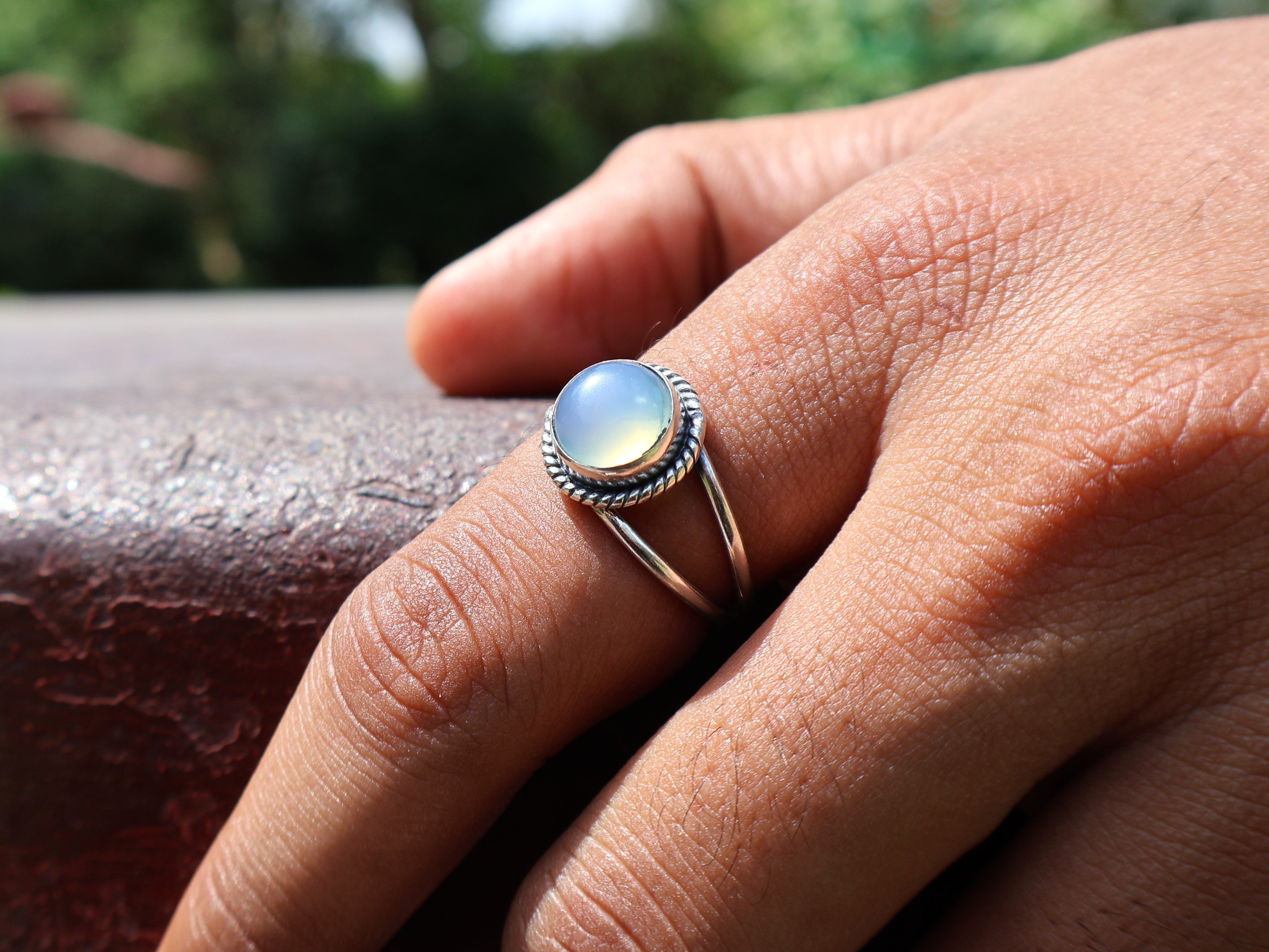 Aqua Chalcedon Ring 925 Sterling Silber Boho Ring März Geburtsstein Ring Blauer ovaler Edelstein Handgemachter Statement Silberring