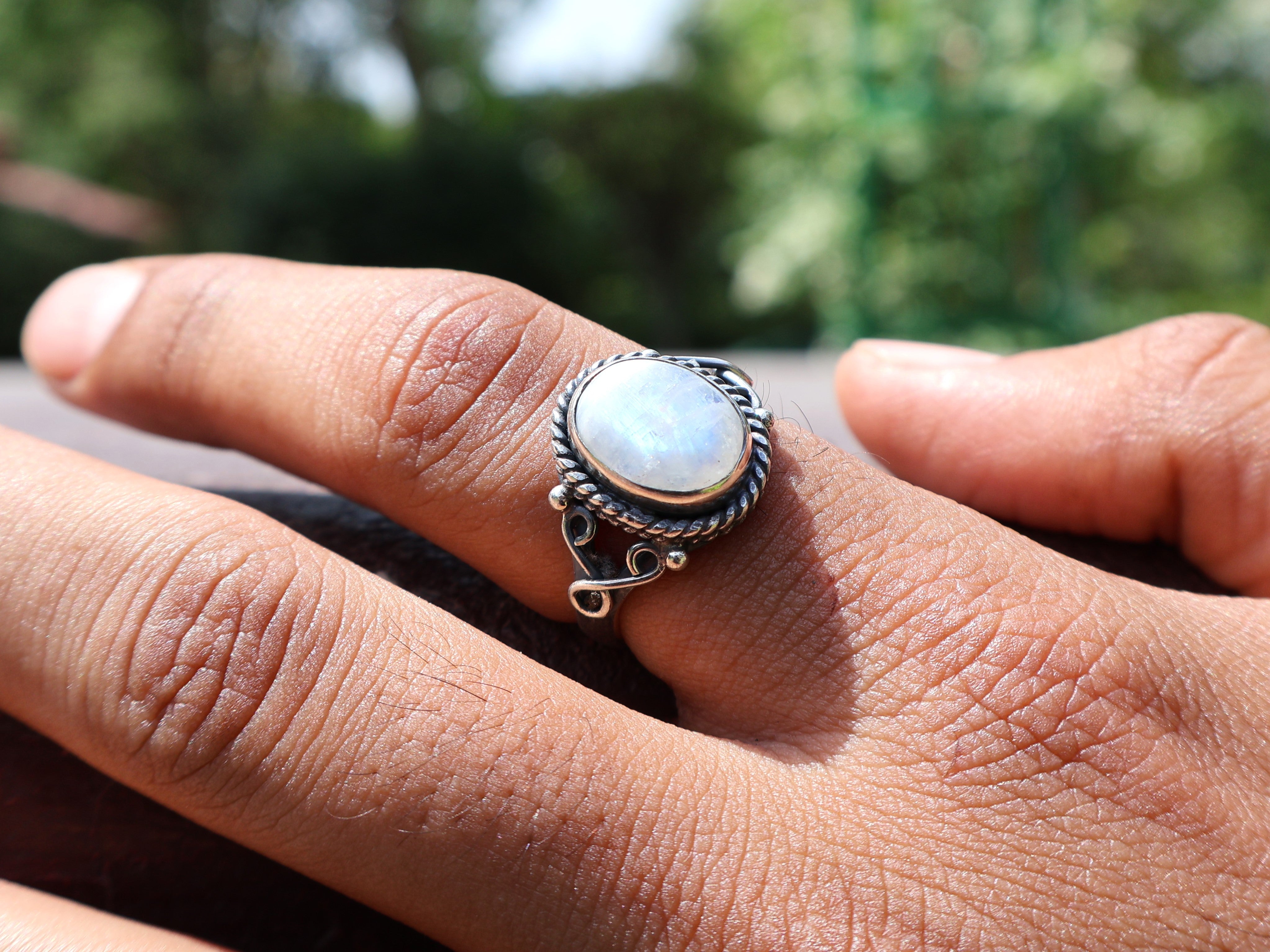 Ovaler Regenbogen-Mondsteinring 925er Sterlingsilber Ring Damen Ring Geburtssteinring Edelsteinring Geschenk für Sie
