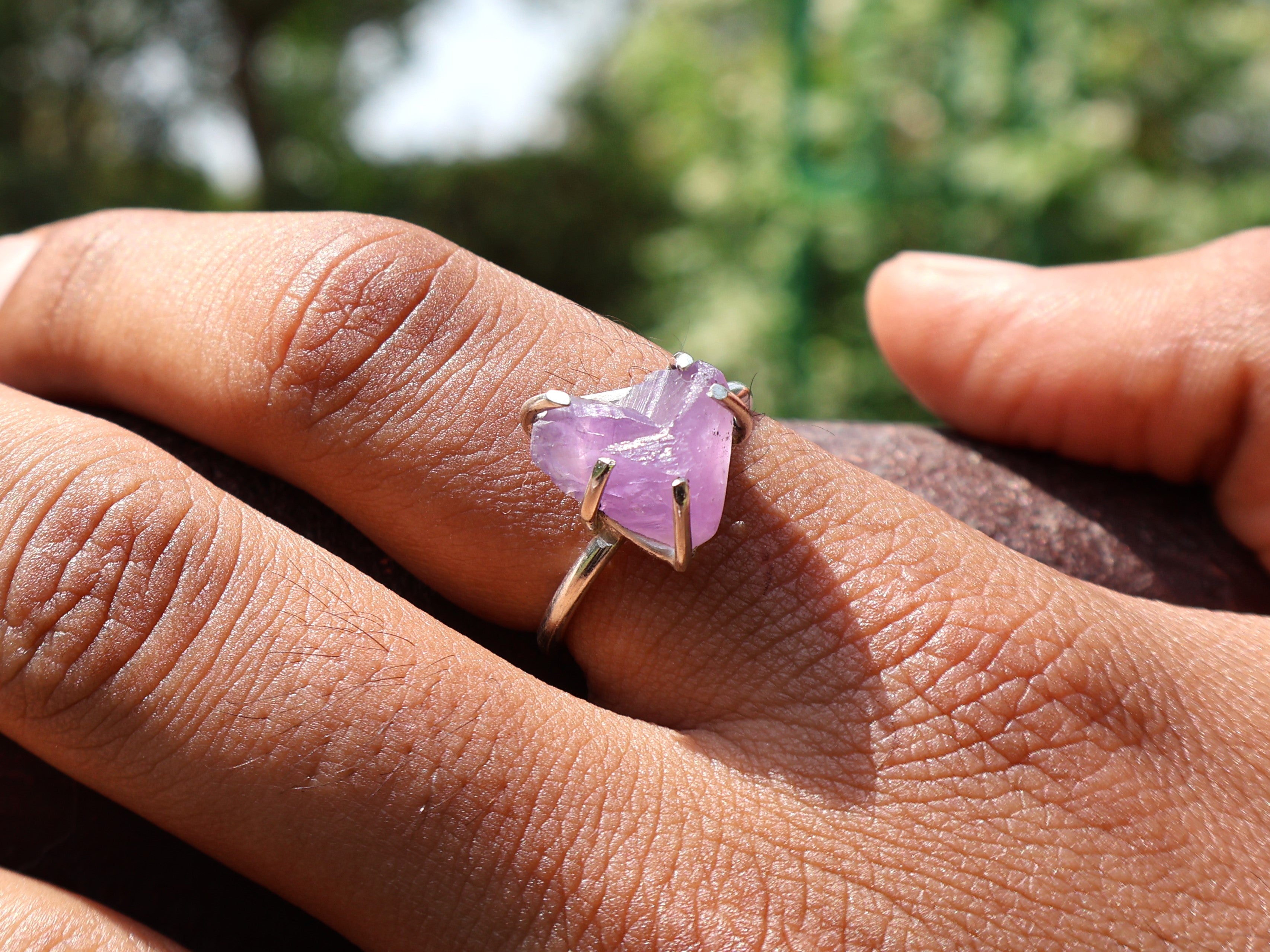 925er Sterling Silber Roh-Amethyst-Ring Februar-Monatsring Edelsteinring Designerring Geschenk für Sie Stapelring