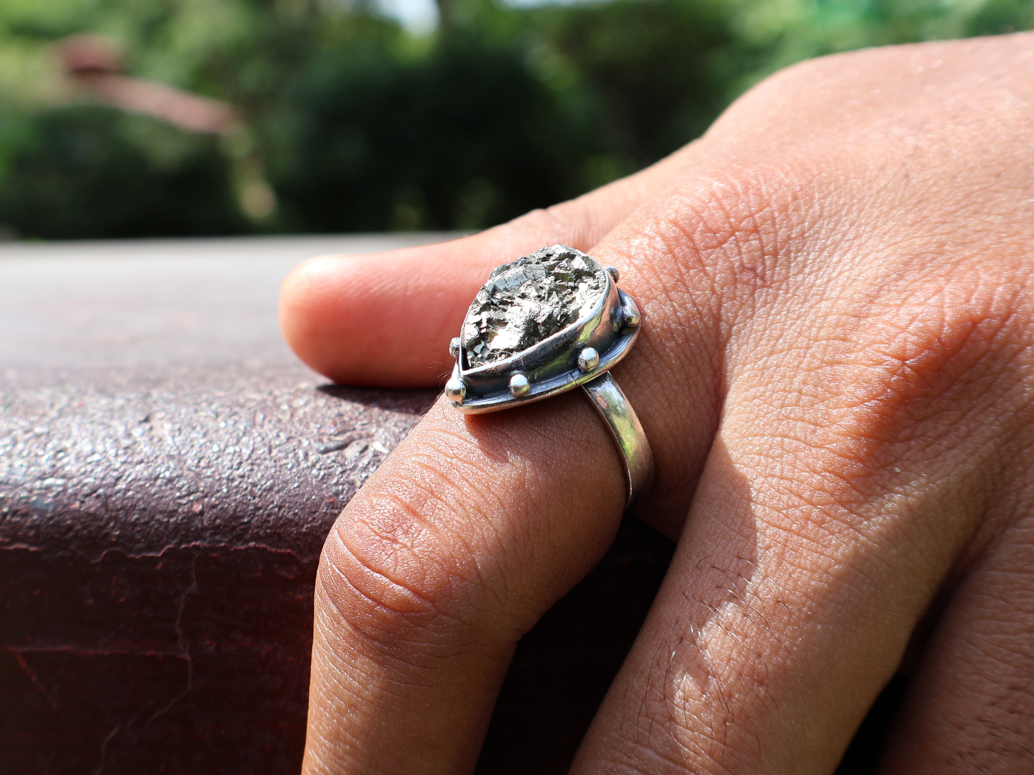 Roh-Pyrit-Edelsteinring Handgefertigter Ring 925er Sterlingsilberring Einzigartiger Ring Tropfenförmiger Ring Geschenk für Sie