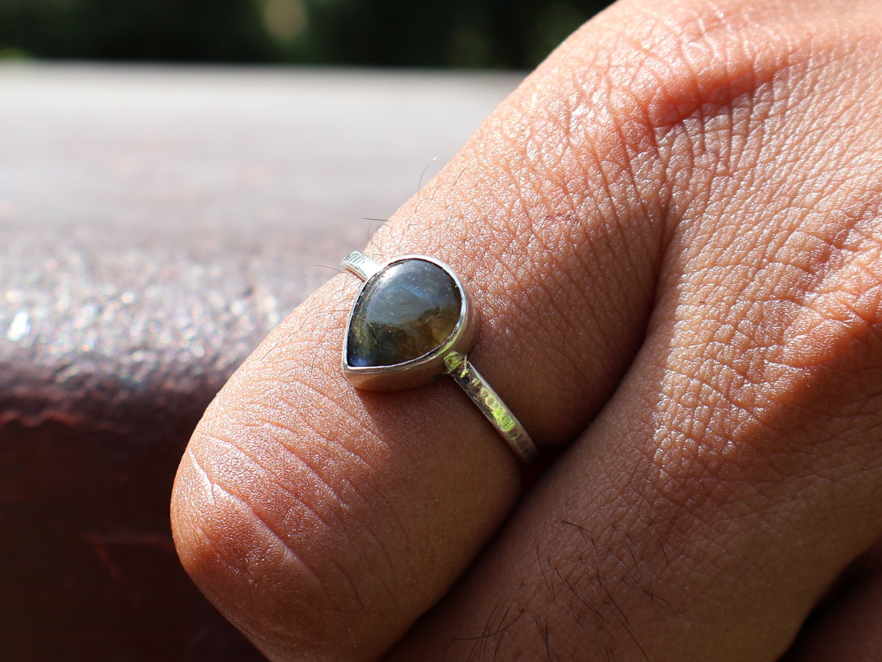 Birnenförmiger Labradoritring 925 Sterling Silber Blauer Feuersteinring Boho Zierlicher Ring Geschenk für Sie