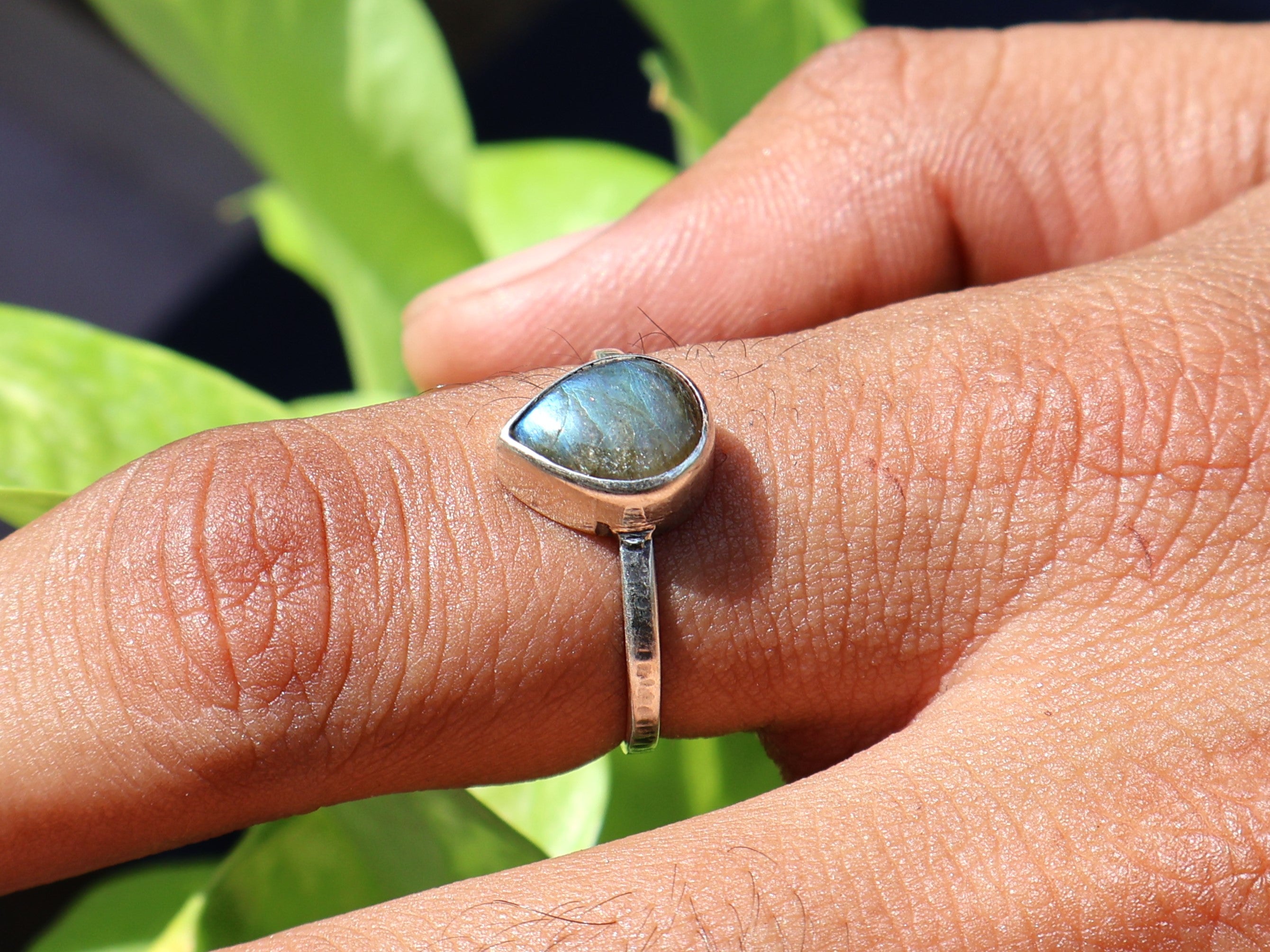 Birnenförmiger Labradoritring 925 Sterling Silber Blauer Feuersteinring Boho Zierlicher Ring Geschenk für Sie