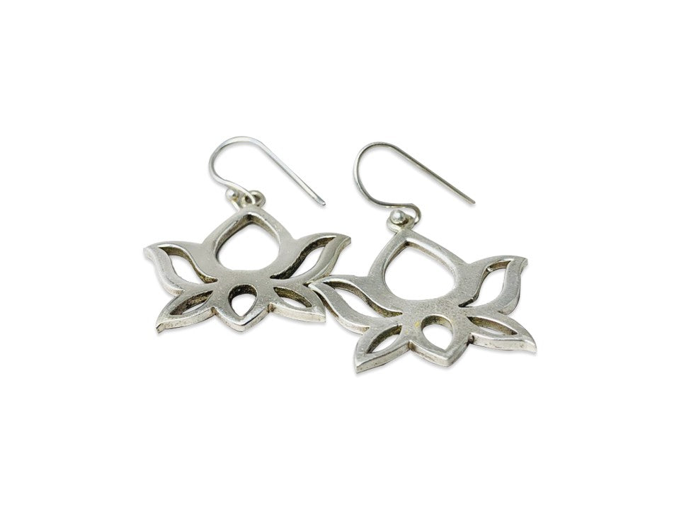 Lotus-Ohrringe 925 Sterling Silber Ohrringe Silberne Lotusohrringe Alltags-Ohrringe Lotusblüten-Ohrringe Boho-Ohrringe Geschenk für Sie