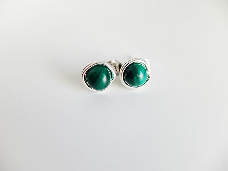 925er Sterlingsilber, neues Design, Malachit-Edelstein-Ohrstecker, Designer-Ohrstecker, Geburtsstein für den Monat April, handgefertigter Schmuck, Geschenk für sie