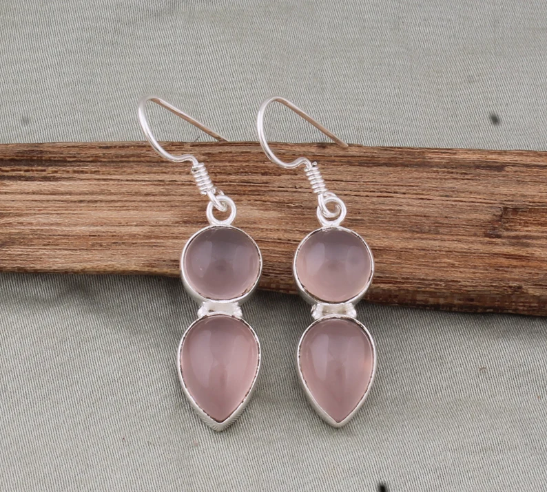 Ohrringe aus 925er Sterlingsilber mit Rosenquarz, Designer-Ohrringe, Geburtsstein Januar, handgefertigte Ohrringe, Rosenquarz-Ohrringe