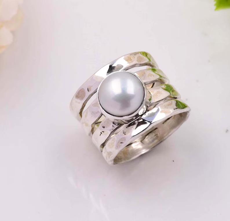Perlenring 925 Sterling Silber Runder Edelsteinring Vier Gehämmerter Bandring Breiter Ring Süßwasserperlenring Böhmischer Ring