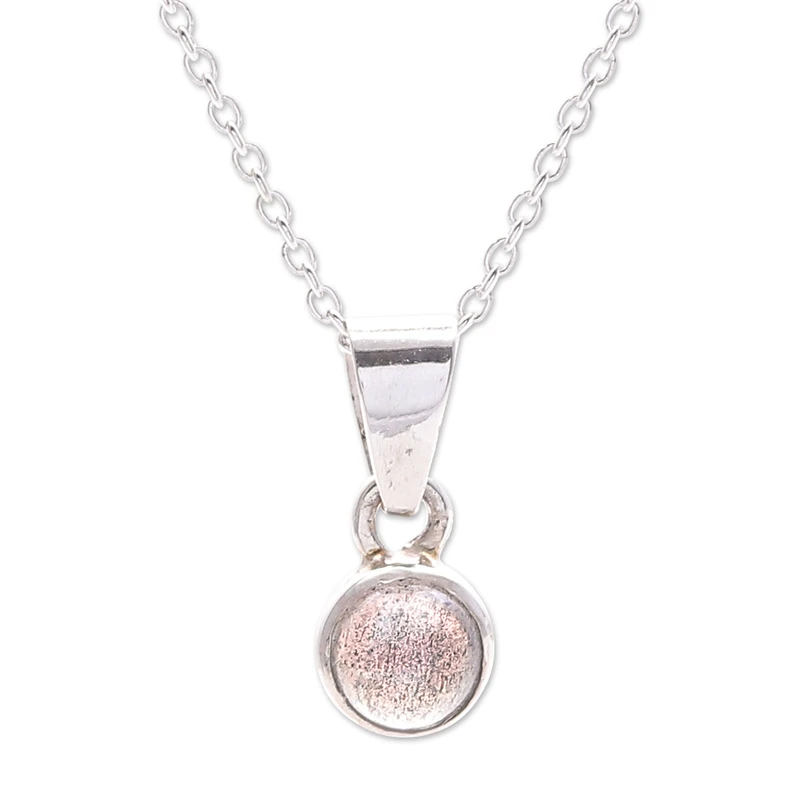 Kleine Mond-Labradorit- und Sterlingsilber-Halskette, zarte Labradorit-Schmuck Geschenk für Sie