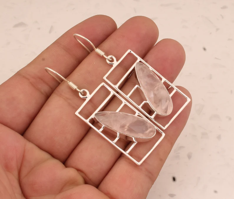 Rosenquarz Natur Sterlingsilber mit 925 gestempeltem Reinheitsgrad Tropfenohrringe für Frauen handgefertigte Birnenstein-Ohrringe Geschenke zum Muttertag