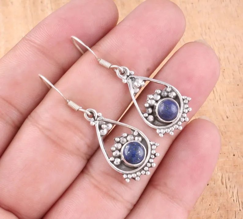 Wunderbare Lapis Lazuli massive 925 Sterling Silber Designer Ohrringe für Damen handgemachte Silberohrringe Schmuckgeschenkidee zum Muttertag