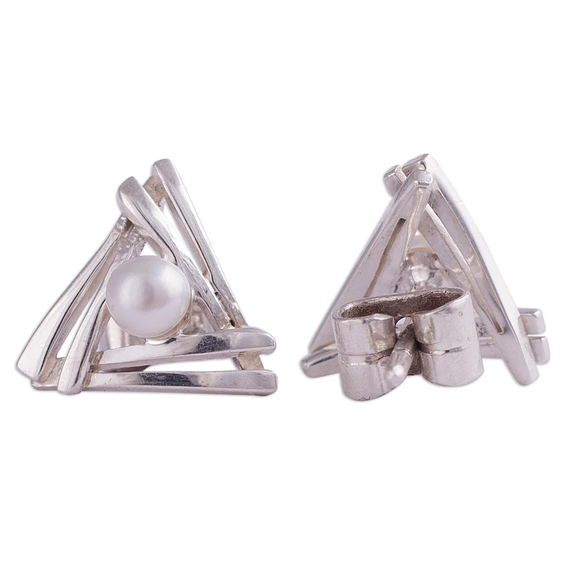 Dreieckige Zuchtperlen-Ohrstecker 925 Sterling Silber Ohrstecker Handgemachte Ohrstecker Alltags-Ohrringe Geburtstagsgeschenk für sie