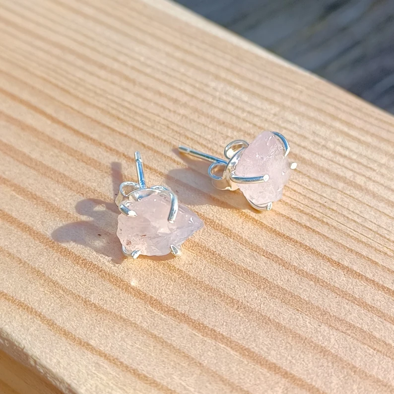 Roh Rosenquarz 925 Sterling Silber Ohrstecker Designer Ohrstecker Handgemachter Schmuck Geschenk für Sie