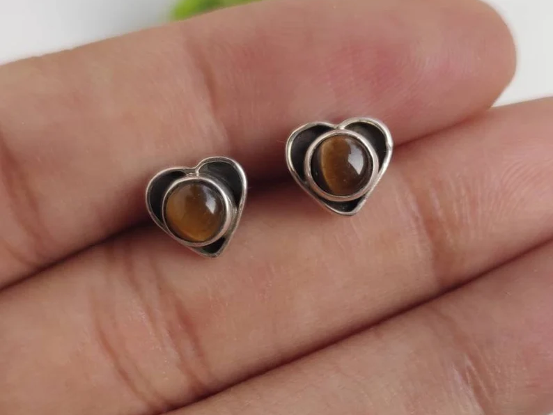 Tiger Eye Stud Earrings Heart Shape Sterling Silver 925 Tiny and Beautiful Silver Pushback Gift Jewelry Light Weight Earring