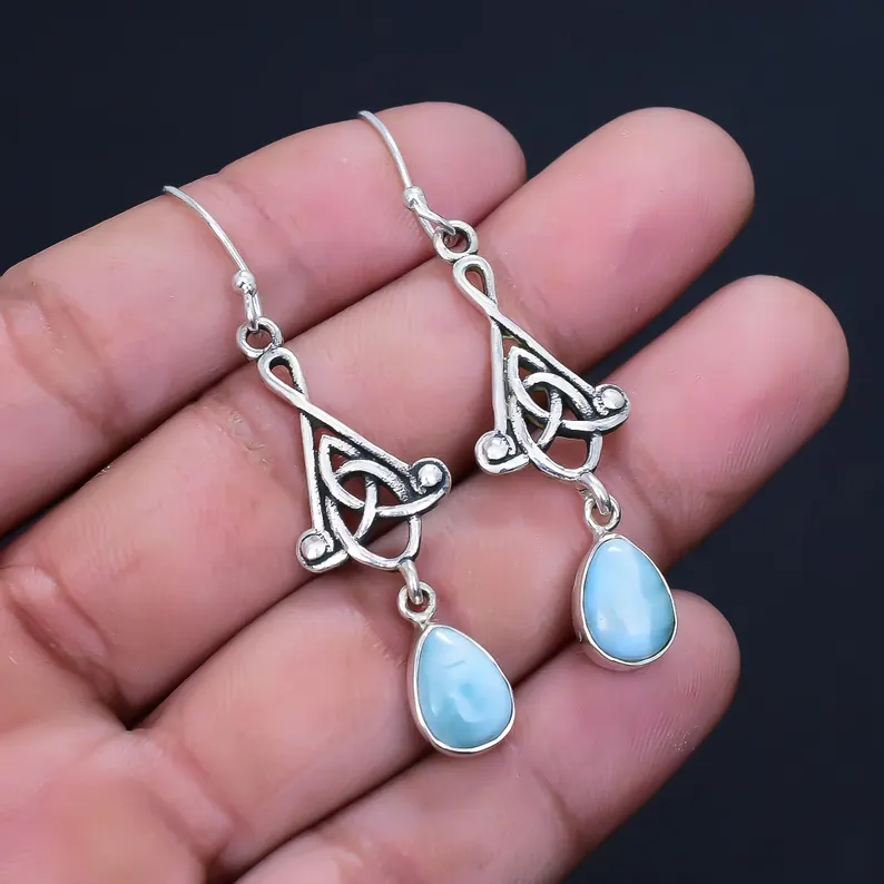 Natürliche Larimar Designer-Silberohrringe Geschenk für Frauen Handgemachte Silberohrringe 925 Sterling Silber Ohrringe Geschenk für Mädchen