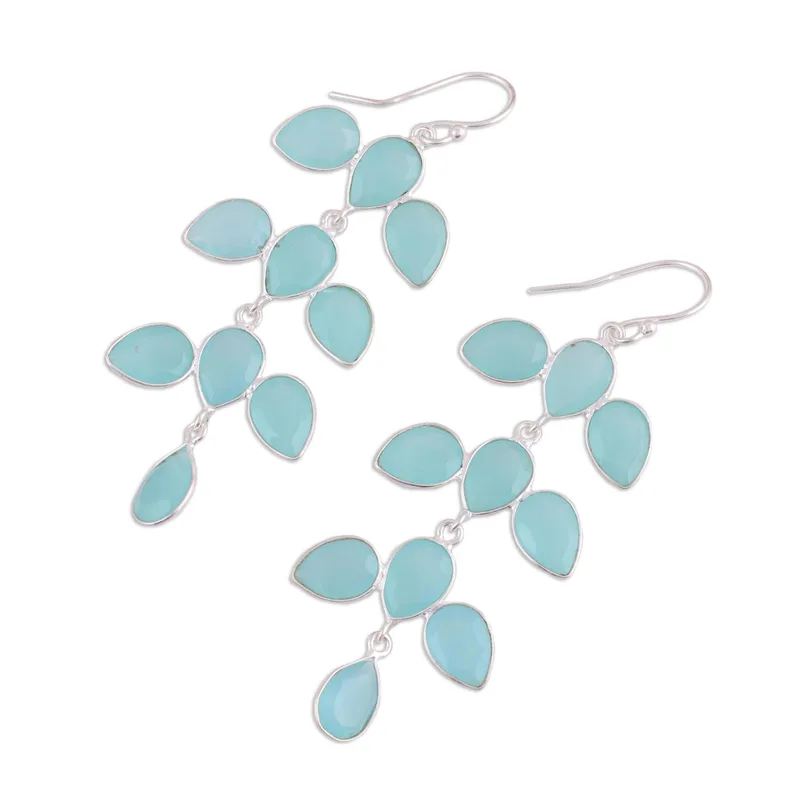 Lange aquablaue Chalcedon-Ohrringe, Hängeohrringe, 925er Massivsilber, handgefertigt, Boho, zarter Schmuck, Geschenk für sie und Mama