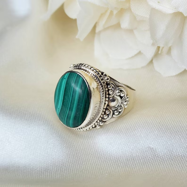 Solid 925 Sterling Silver Ring For Women Handmade Oval Malachite Gemstone Ring Designer Silver Wedding Ring Gifts Idea For Her