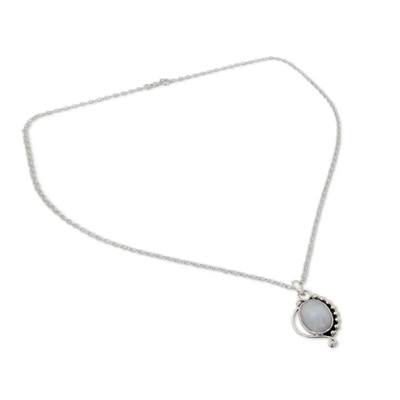 Neue Design Ovale Regenbogen-Mondstein-Halskette 925 Sterling Silber Natürlicher Feuer-Regenbogen-Mondstein Geschenk für sie