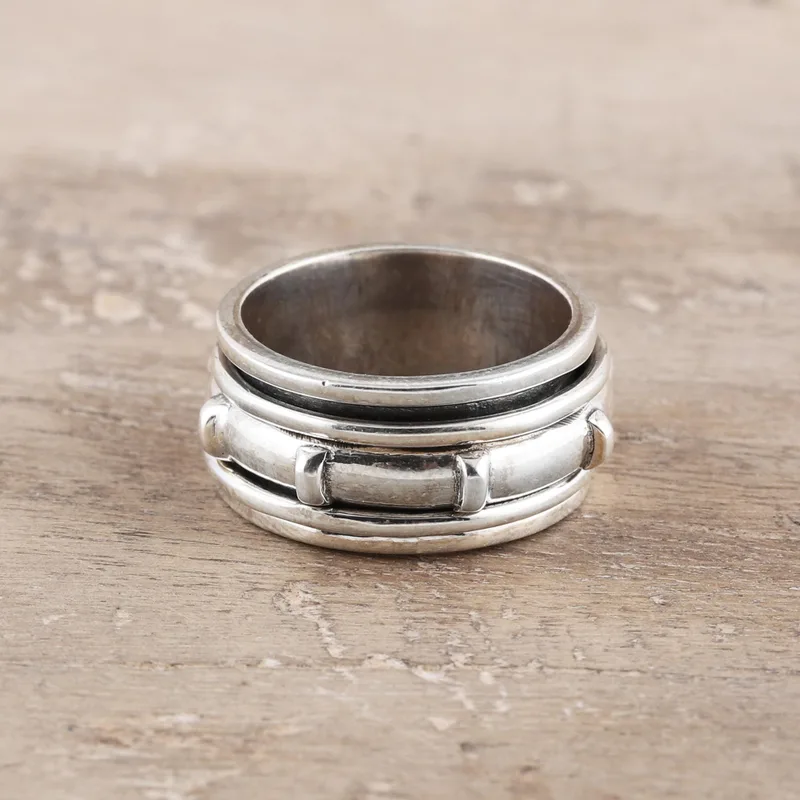 Handgefertigter Sterling Silber Spinner Ring aus Indien Handgemachter Ring Silberschmuck Böhmischer Zarter Ring Geschenk für Sie Geschenkidee