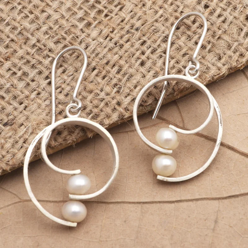 Ohrringe aus Sterlingsilber und Zuchtperlen Damenschmuck Boho-Ohrringe Handgefertigte Edelstein-Ohrringe Hochzeitsschmuck Geschenk für sie