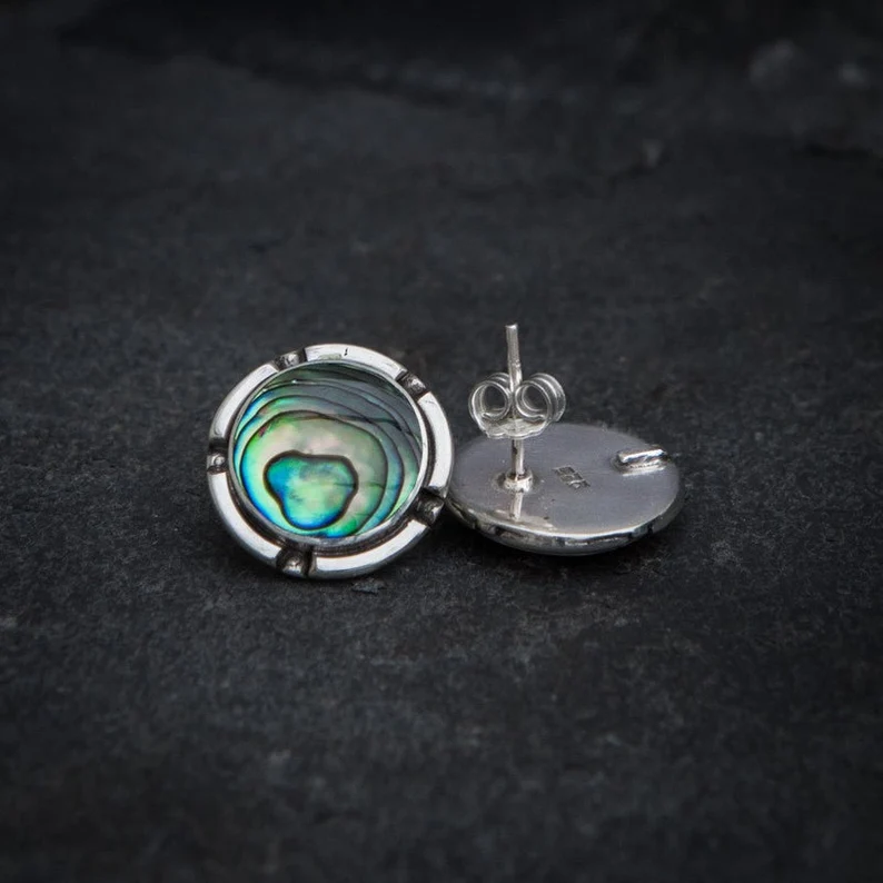 Runde neue Design Abalone-Muschel-Edelstein-Ohrstecker Abalone-Muschel-Ohrringe Handgemachter Boho-Schmuck Geschenk für Sie & Schwester