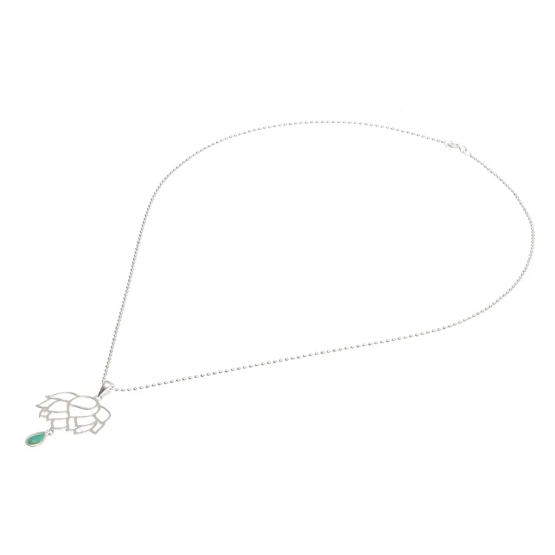 Chakra Bloom Türkis und Sterlingsilber Anhänger Halskette Zarte Kette Perfektes Muttertagsgeschenk Boho Schmuck