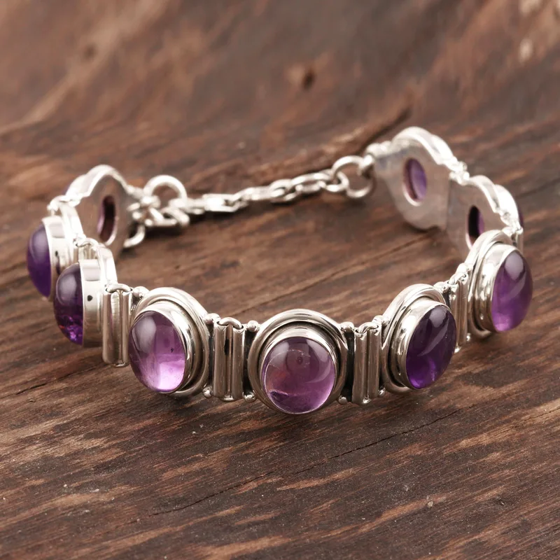 Handgefertigtes Schmuckstück aus Sterlingsilber und Amethyst – charmantes Geburtstagsgeschenk für Frauen und Mädchen, Amethyst-Armband als Valentinstagsgeschenk