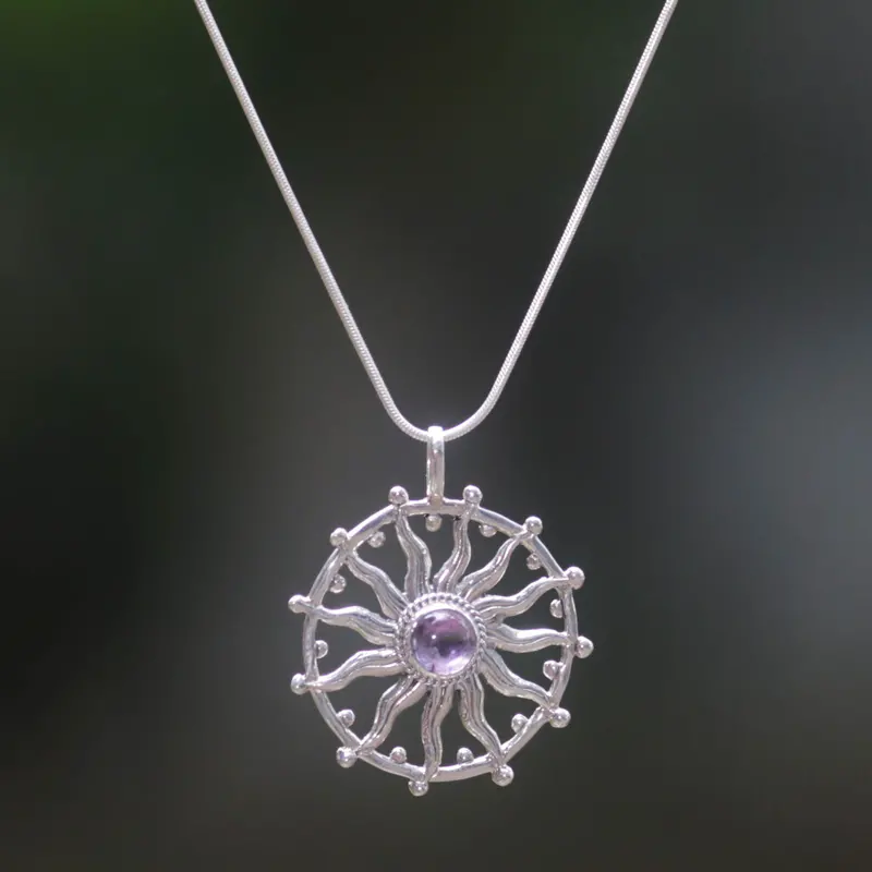 Sonnengeist Einzigartige Silber- und Amethyst-Halskette 925 Sterling Silber Halskette Amethyst Edelstein Halskette Statement Halskette Amethyst Schmuck Geschenk für Sie