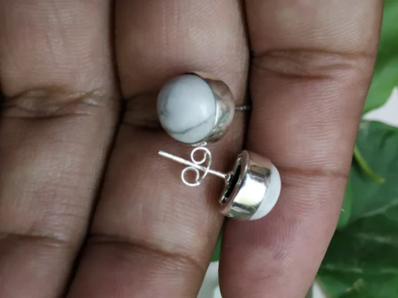 Weiße Howlith Ohrstecker 925 Sterling Silber Zarte Ohrstecker Boho Style Geburtstagsgeschenk Marmor Ohrring Edelstein Ohrstecker Geschenk für Sie