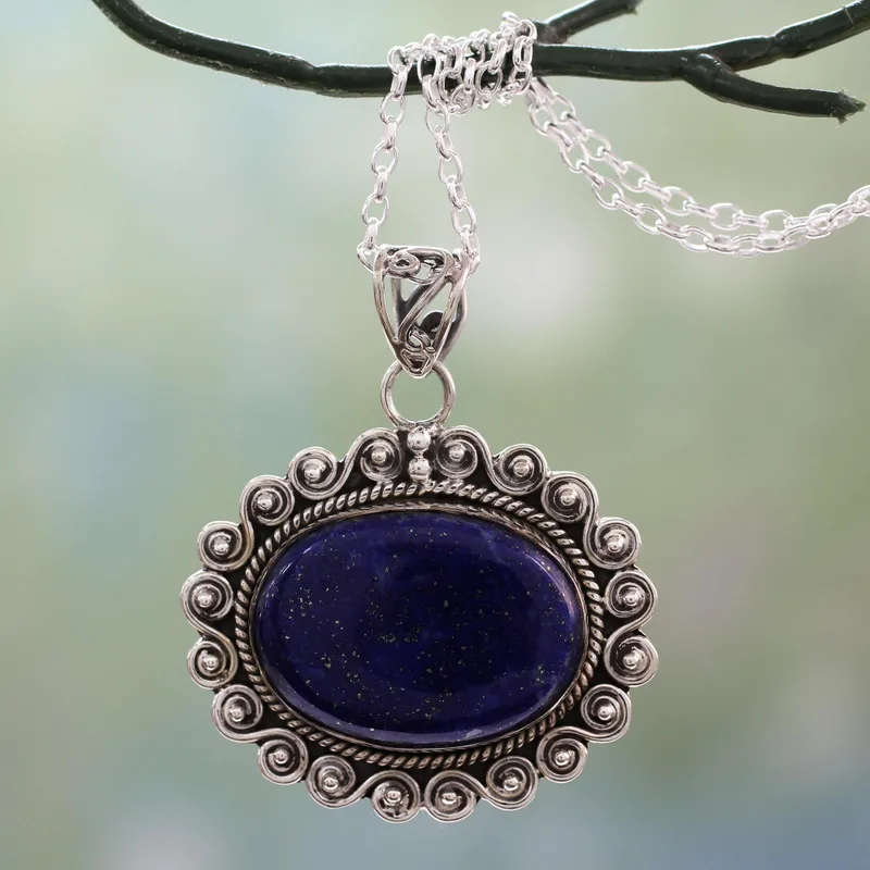 Lapislazuli-Halskette, handgefertigt mit 925er Silber, Geburtstagsgeschenk, zarte Anhänger-Halskette, handgemachter Schmuck, Geschenk für sie