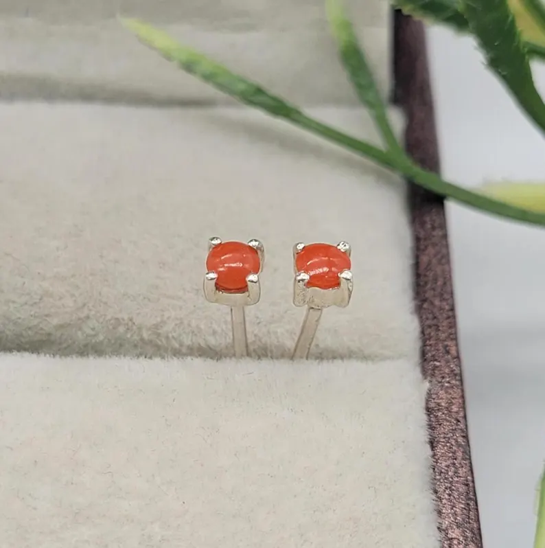 Karneol Ohrstecker Minimalistische orange Ohrringe 925 Sterling Silber Ohrringe Fröhliches Geschenk für Sie Alltags-Ohrstecker August Geburtstagsgeschenk