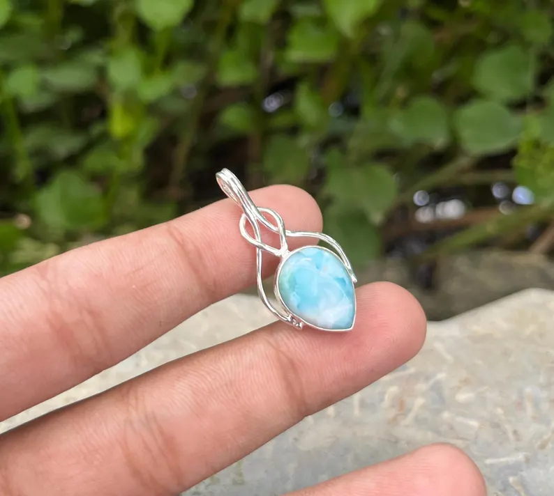 925 Sterling Silber Larimar-Anhänger, Birnenförmiger Edelstein-Anhänger für Damen, Anhänger für den täglichen Gebrauch, Anhänger für Halsketten, perfektes Geschenk