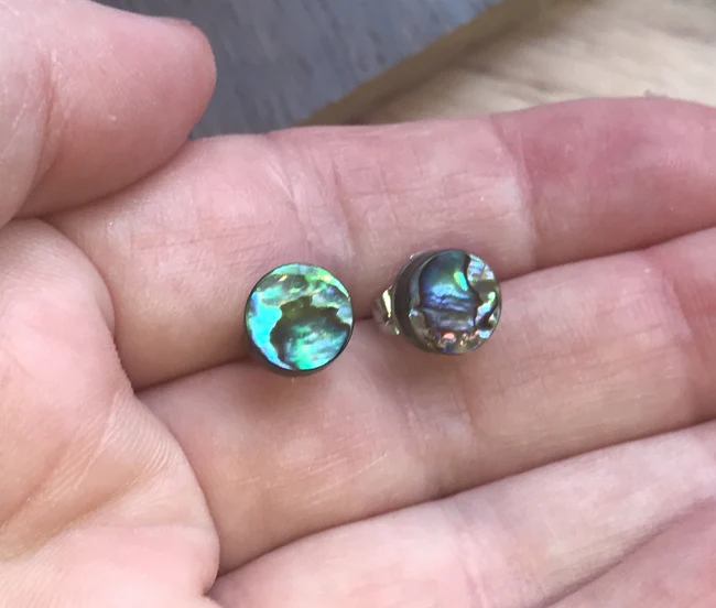 Winzige kleine runde Abalone-Muschel-Ohrstecker aus 925er Sterlingsilber Abalone-Muschel-Ohrstecker Kleine Schmuckstücke Böhmischer Schmuck Geschenk für Sie und Mama