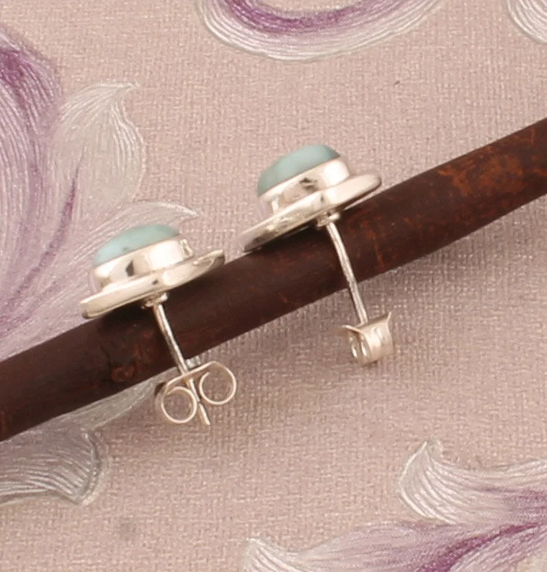 Larimar Edelstein Ohrstecker Massives 925er Sterlingsilber Designer-Ohrringe Silber-Ohrringe Natur-Edelstein-Ohrringe Handgemachte Ohrringe Geschenkidee
