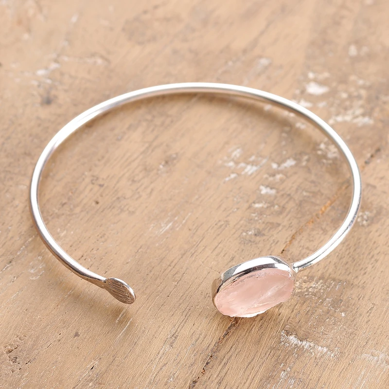 Rosenquarz-Oval-Manschettenarmband aus Sterlingsilber, böhmischer Schmuck, bezaubernder Schmuck, Valentinstagsgeschenk für sie