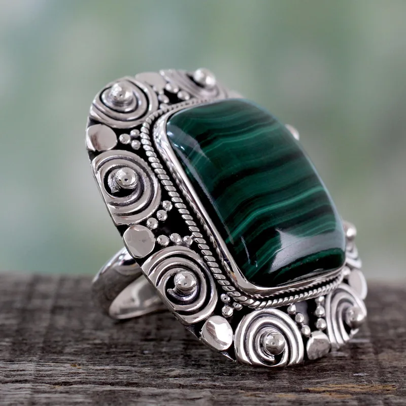 Indischer Malachit Cocktailring aus 925er Sterlingsilber Grüner Edelsteinring Handgefertigter Bohemian Schmuck Valentinstagsgeschenk für sie Geburtstagsgeschenk