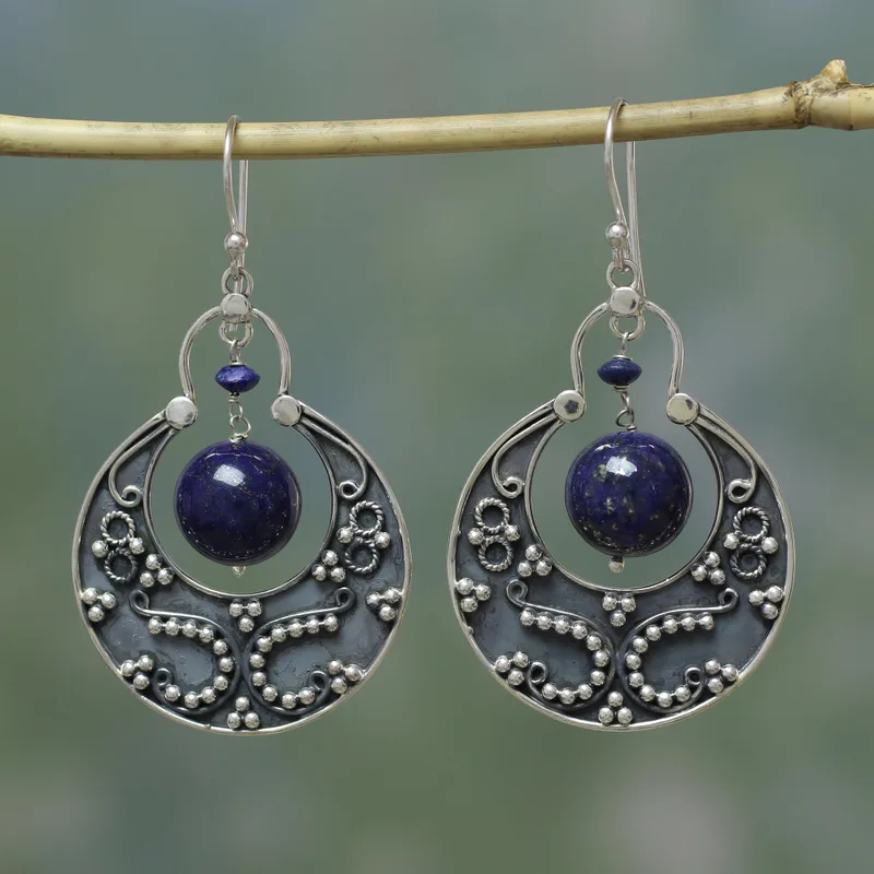 Handgefertigte Ohrringe aus Sterlingsilber und Lapislazuli Designer-Ohrringe für Frauen Handgemachte Silberohrringe Schmuckgeschenke Artikel Geschenk für Sie und Mama